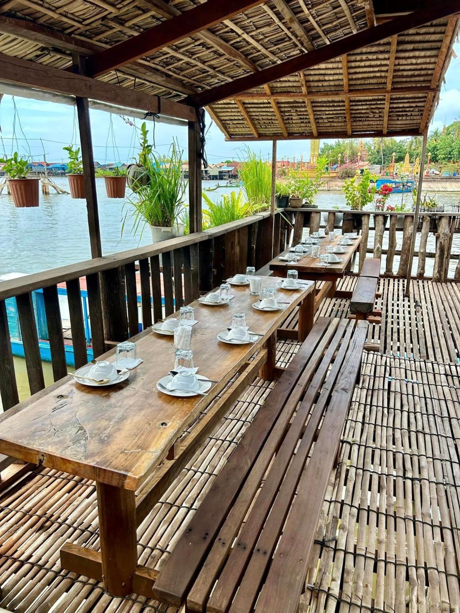 St 63 Home Stay & Tour Kampong Khleang Εξωτερικό φωτογραφία